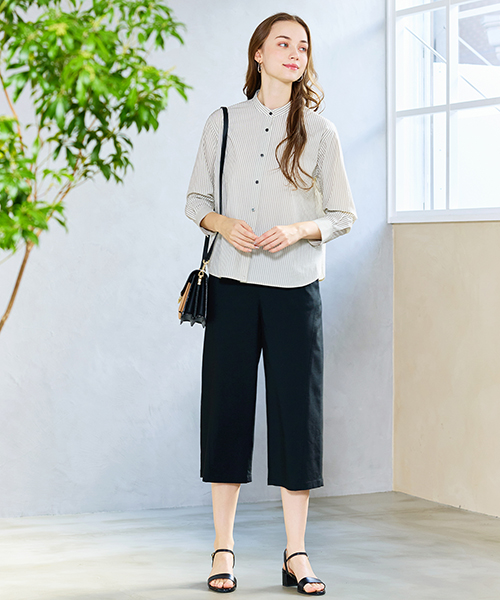 S-Mサイズを綺麗に着こなす服【リリアンビューティエクラ】洗練された大人のファッションを楽しむ、アクティブで魅力ある女性のためのブランド。 Sサイズをベースに「着心地」「シルエット」にこだわりを持ったコンテンポラリーなコレクション。