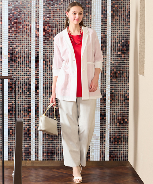 【リリアンビューティ】Lサイズ　パリ、リリアン・ビューティ社との提携によってスタート。 フレンチテイストをベースに、高級感と新鮮さをかねそなえたコンテンポラリーでシャープなエレガンスコーディネートを提案します。　モデル身長：175cm