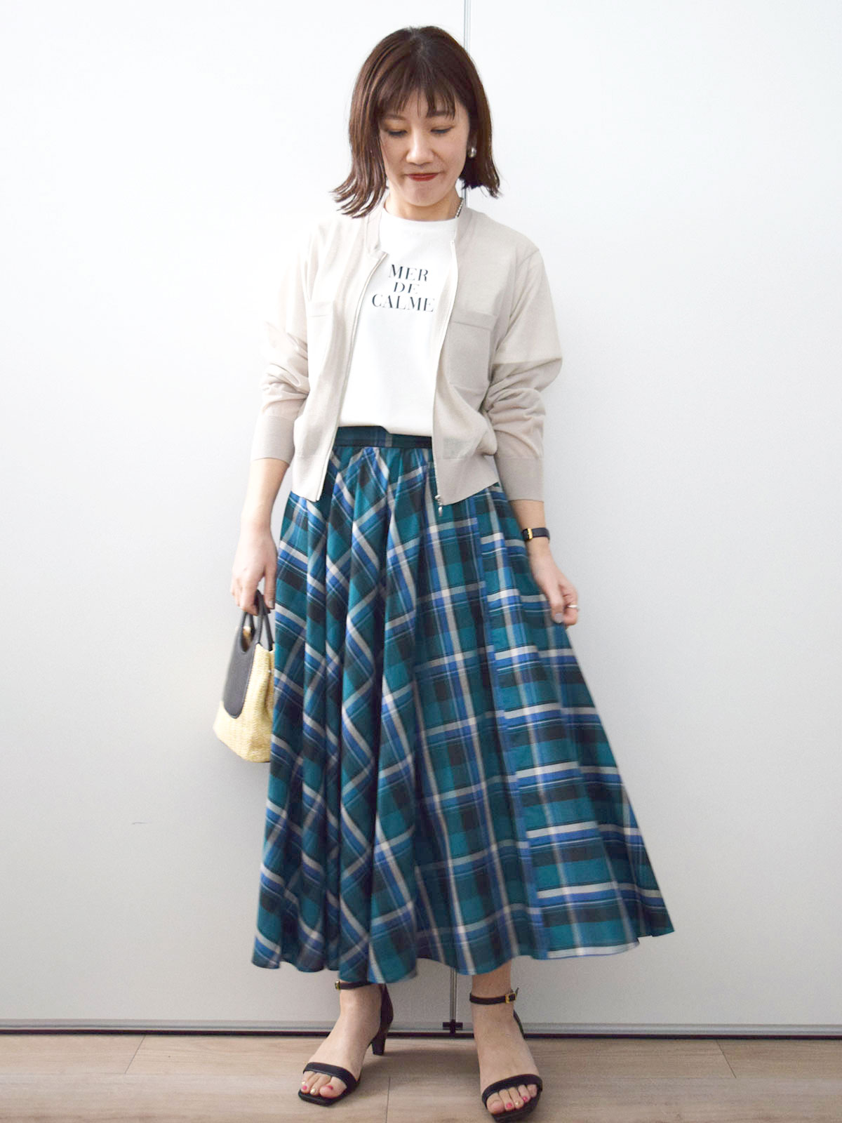 staff：163cm
着用サイズ：M