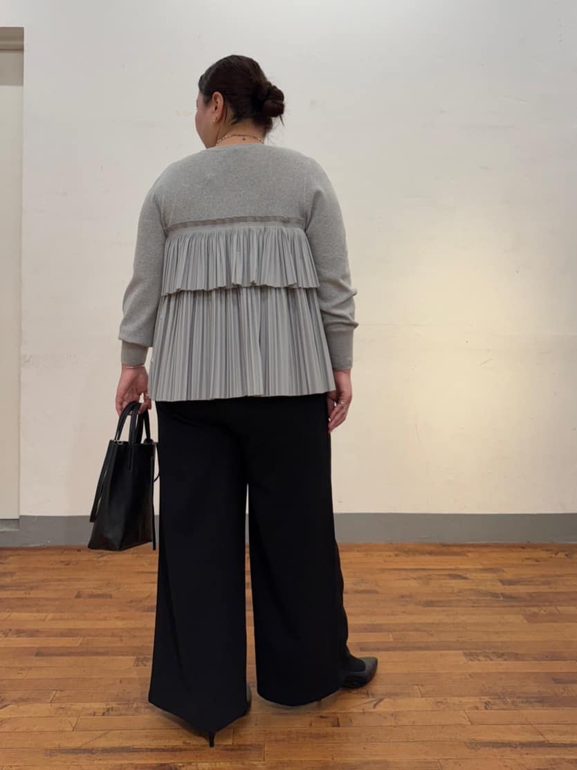 ⭐︎美品⭐︎BEARDSLEY ウール　ナイロン　裾レースニット SIZE:F ⭐︎美品⭐︎BEARDSLEY ウールナイロン裾レースニット SIZE:F