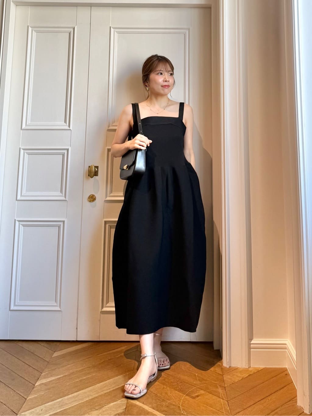 【LOULOU WILLOUGHBY】レースフレアワンピース セール】 【LOULOU WILLOUGHBY】エンブロイダリーワンピース
