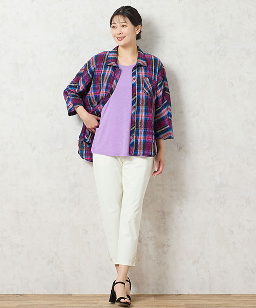 【大きいサイズ】甘すぎないピンクを使った大人のお出かけスタイル