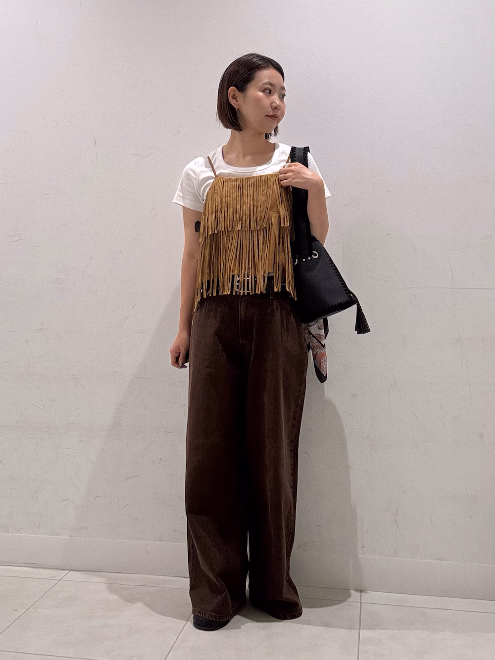 今の時期から楽しめる秋カラーコーデです♩
デニムはシルエットがとても綺麗なのでぜひお試しください！
