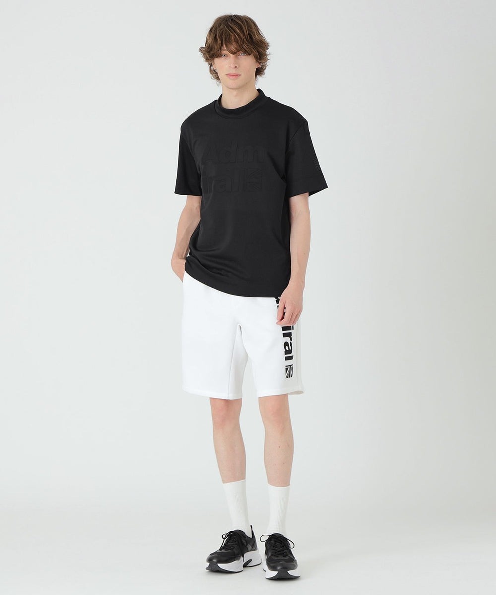 スポーティーなカジュアルウェアコレクション【BLACK lab.】から、英国の老舗スポーツブランド「Admiral」とのコラボレーションによるショートパンツ。ストレッチ性に優れ程良い厚みと適度なハリ感、さらには軽さがあるため、快適な履き心地ときれいなシルエットを作り出します。