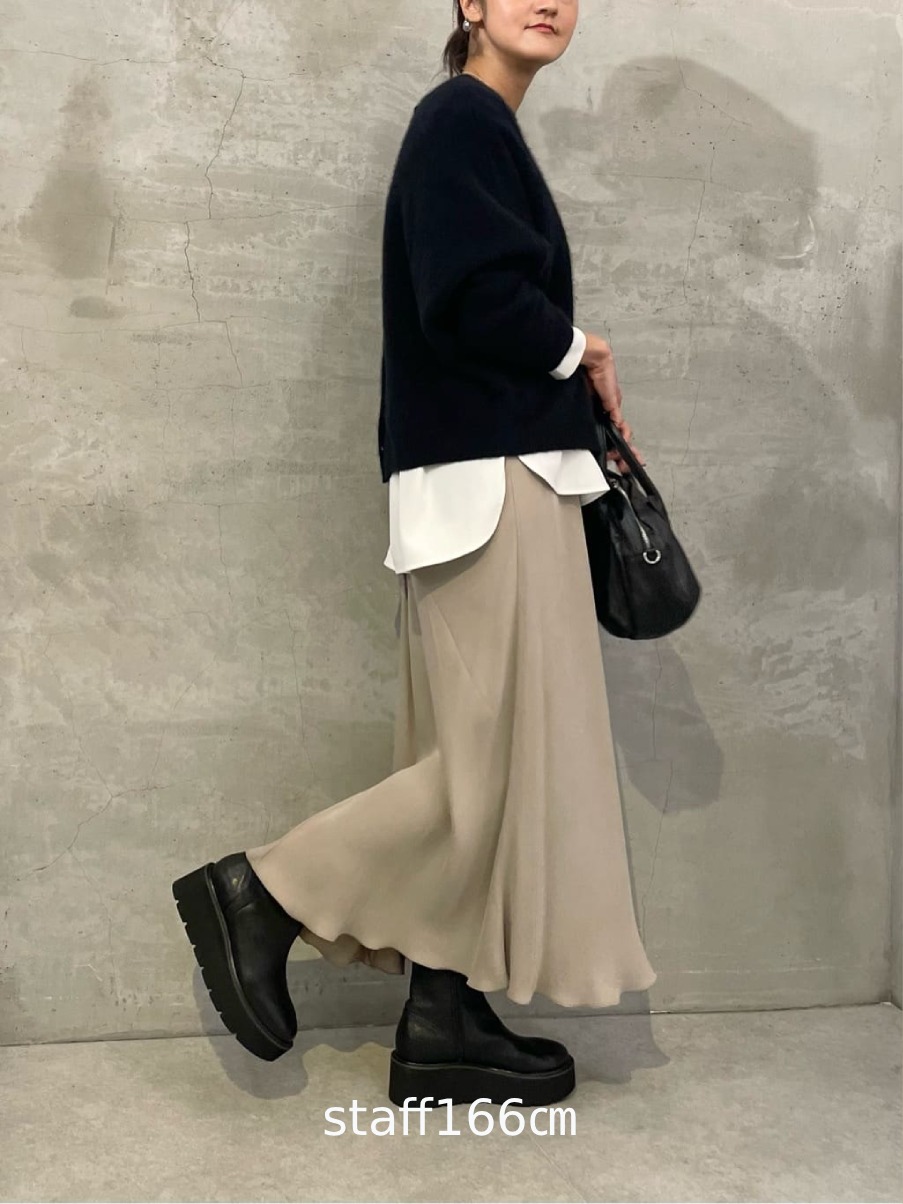 ビアズリー　ウール混ニット　新品未使用品 1-2103-345-2.jpg