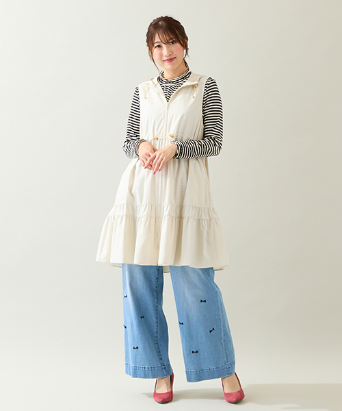 ローズティアラ　デニム 人気のため追加】パールスタッズカーブデニム （デニムパンツ