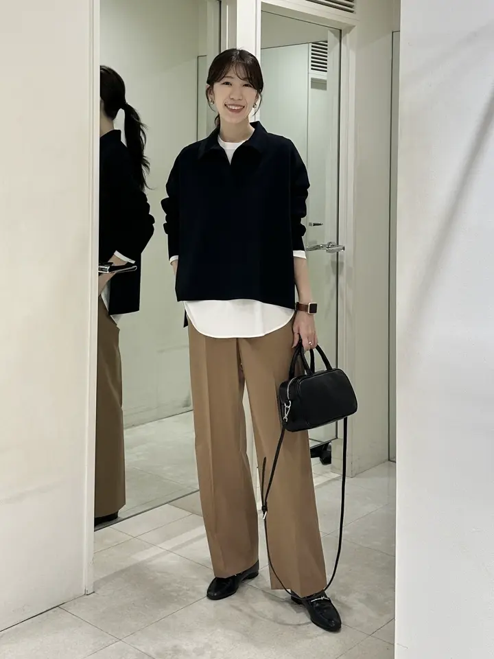 コーディネート身長 170cm

パンツの着回しコーデ♩

セットアップで使えるアイテムの良いところは
単品でも着回しが効くこと^_^♩

今回はニットとカットソーをレイヤードした
カジュアルコーデにまとめました◎

パンツは高身長さんにもおすすめの
ロング丈です^_^！

スタッフ着用サイズ
■ニット【S/Mサイズ相当】
■カットソー【S/Mサイズ相当】
■パンツ【4/Mサイズ相当】9号