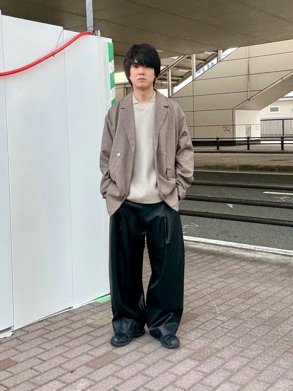 程よい緩さのルーズジャケット◎
インナーが厚手になってもシルエット崩さず着用出来ます！