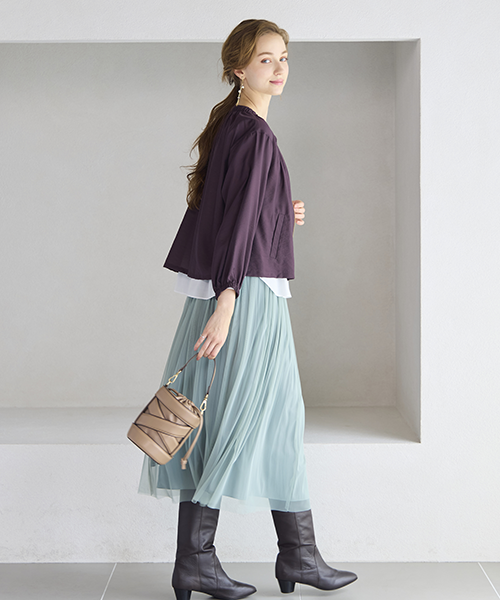 “Find Your Size” -探していたのは、こんな服- 小柄さんに似合う上品でバランスの良いSサイズ服、リリアンビューティエクラ。 Mサイズは一部店舗とオンラインショップにて販売。