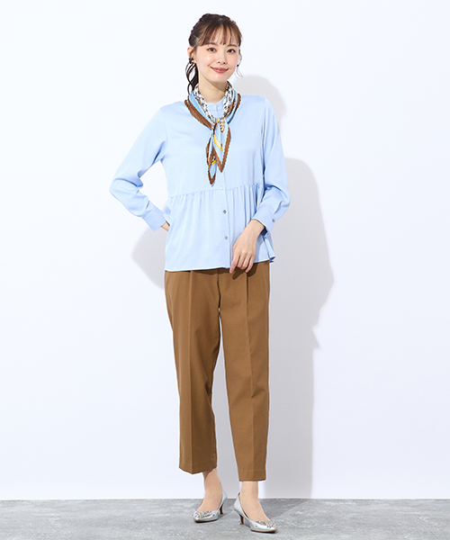 “Find Your Size” -探していたのは、こんな服- 小柄さんに似合う上品でバランスの良いSサイズ服、リリアンビューティエクラ。 Mサイズは一部店舗とオンラインショップにて販売。