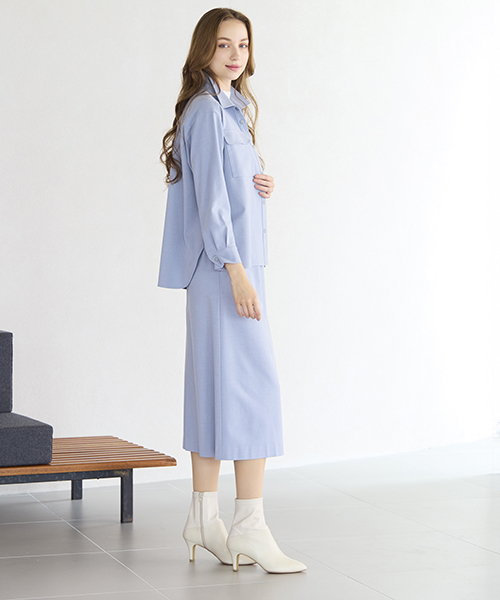 “Find Your Size” -探していたのは、こんな服- 小柄さんに似合う上品でバランスの良いSサイズ服、リリアンビューティエクラ。 Mサイズは一部店舗とオンラインショップにて販売。