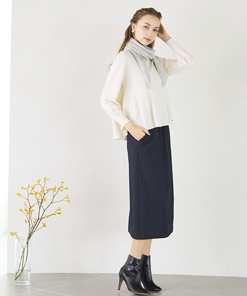 “Find Your Size” -探していたのは、こんな服- 小柄さんに似合う上品でバランスの良いSサイズ服、リリアンビューティエクラ。 Mサイズは一部店舗とオンラインショップにて販売。