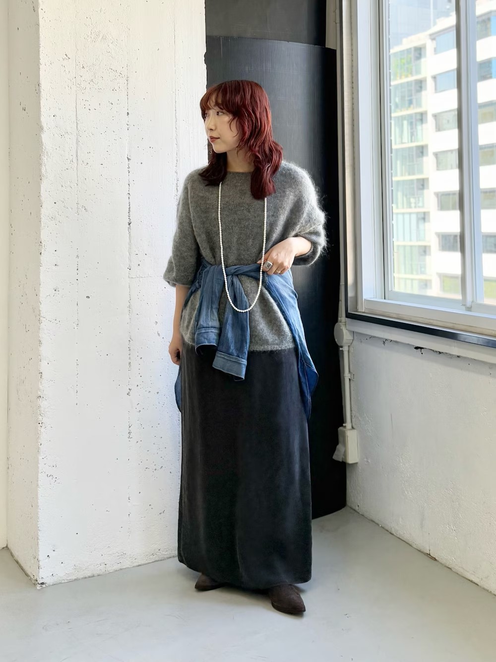 【トップス】
グレーは甘さも抑えめで大人っぽく着て頂けます◎
ヒップにかかるくらいのゆるっとしたサイズ感です！
【ボトムス】
身長157cmで38サイズを着用しております。