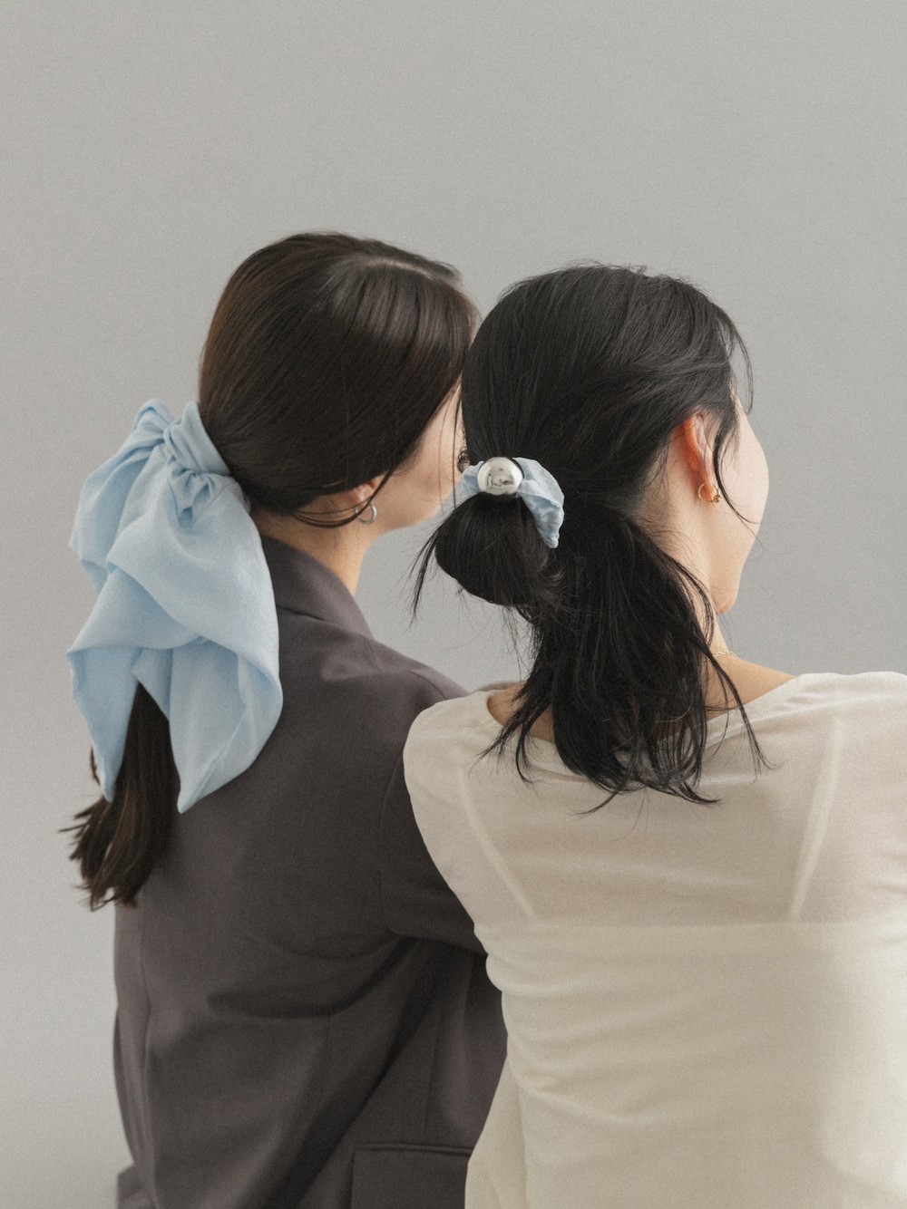 【heyep（ヘイップ）】のシュシュ2型から別注色のBLUEが登場しました‼︎
是非チェックしてみてくださいね。