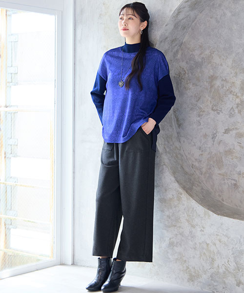 【大きいサイズ】ウィリアムモリスの「兄弟うさぎ」柄のプルオーバーでパンツスタイルをリッチに演出。