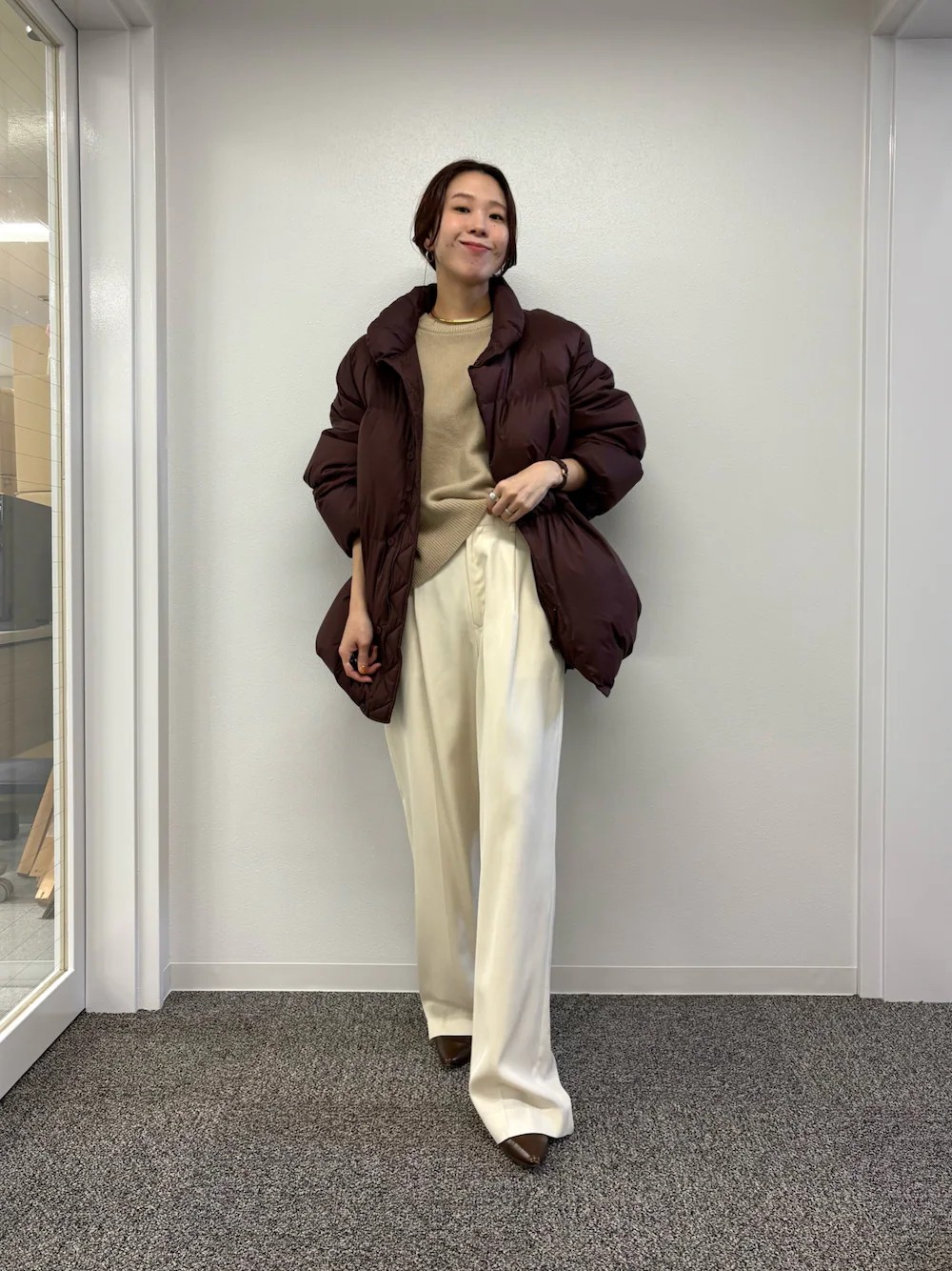 ・ニット
柔らかくてキャミの上に着ても
チクチク感はなく全体的にゆとりもあるため重ね着もしやすいです！
・ダウン
とにかく軽いです！
背が高い私でもちょうど良いサイズで着れました！