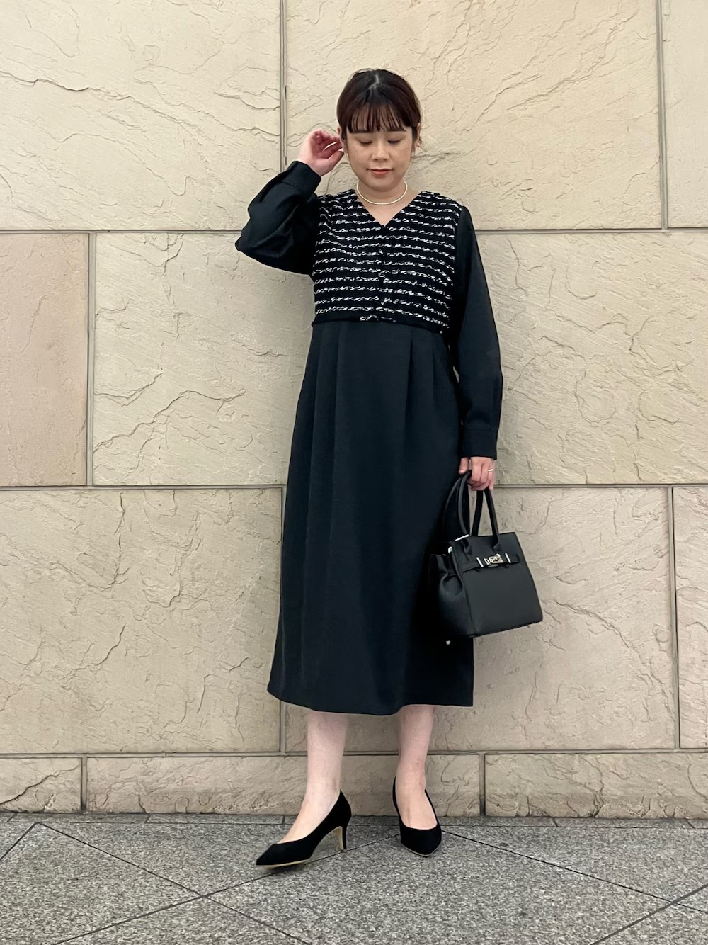 フォーマルなシーンで活躍するワンピースです！