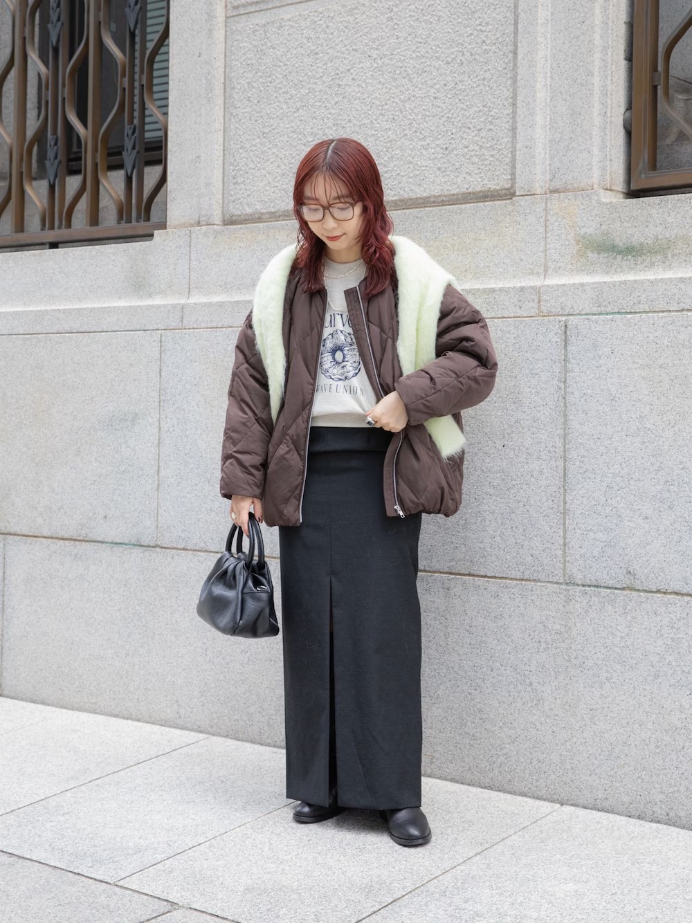 毎年大人気のコクーンキルティングダウンが入荷。私のイチ押しはトレンドのBROWNカラーです！絶妙な明るさで合わせやすく、オーバーサイズなので中に着込めます。軽くて暖かく、気軽に羽織れるのがおすすめです。