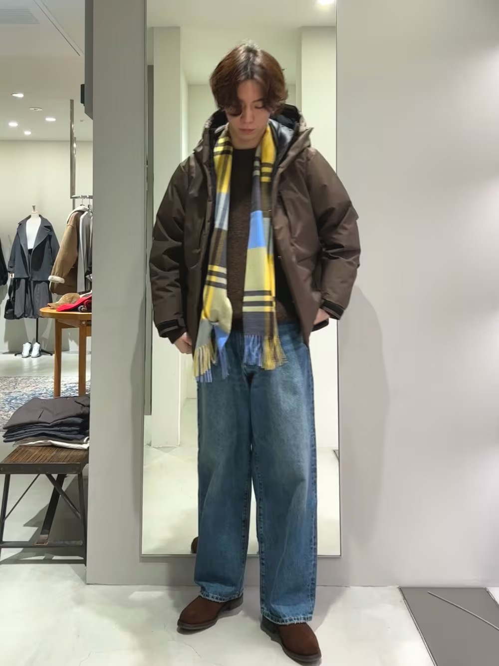 最高クラスの暖かさを誇る800フィルパワー（FLP）の高品質ダウンを採用した、ハイスペックなダウンジャケットです。