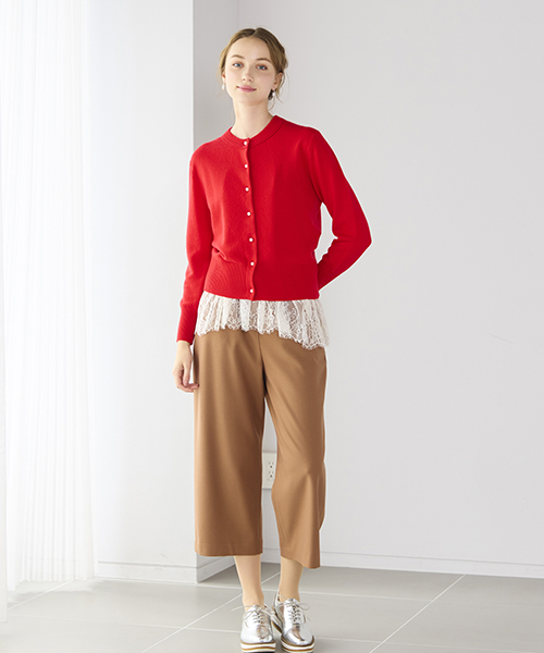 “Find Your Size” -探していたのは、こんな服- 小柄さんに似合う上品でバランスの良いSサイズ服、リリアンビューティエクラ。 Mサイズは一部店舗とオンラインショップにて販売。