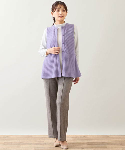 人気の起毛シリーズのアンサンブルコーデなら暖かさを品の良さを両立できます