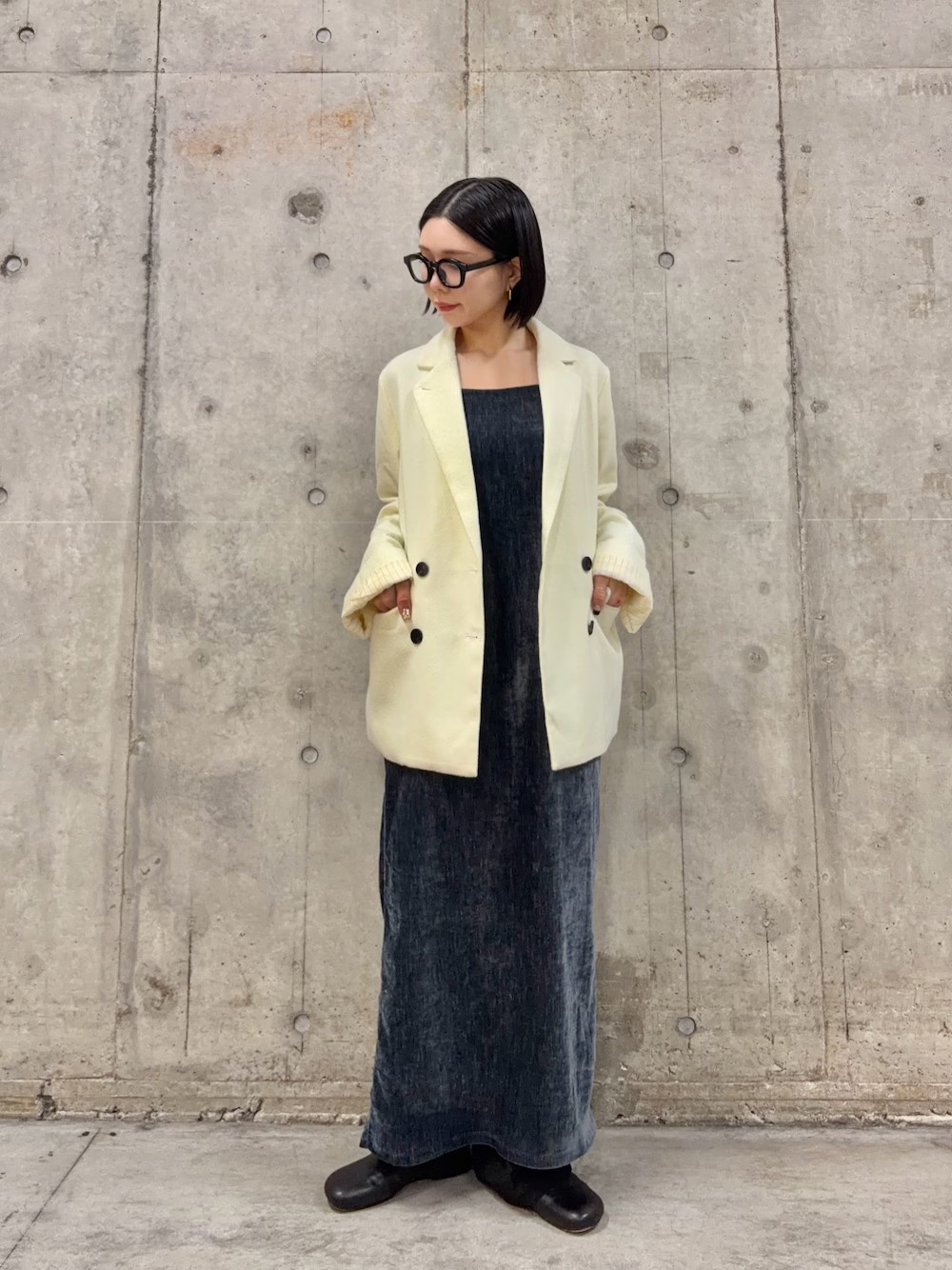 カーディガンとのセットアイテムのワンピースを
ジャケットと合わせてみました。
155cmでコンパクトサイズがちょうど良かったです◎