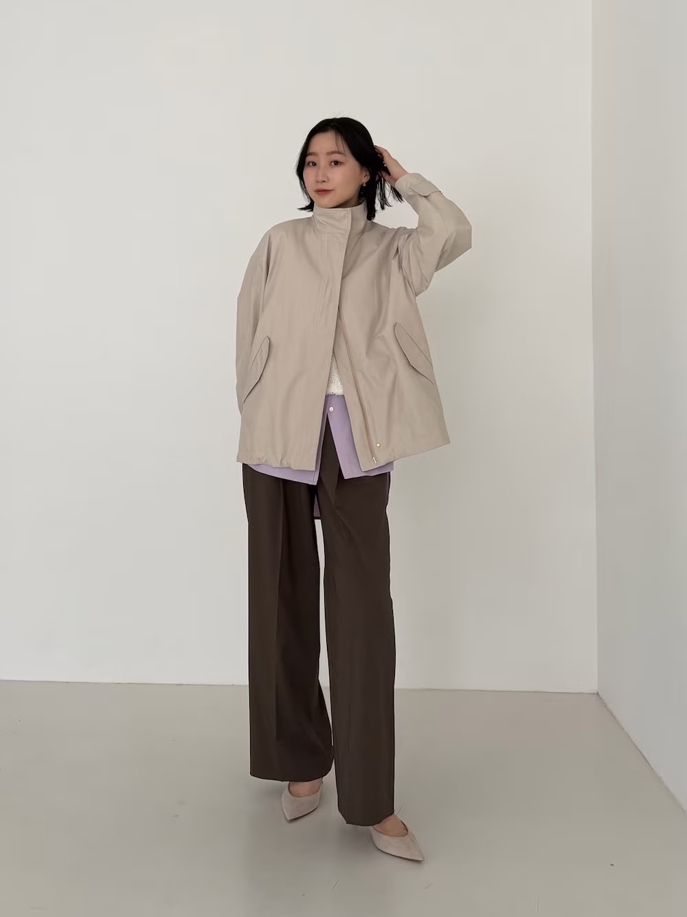 撥水加工が施されたミドルジャケット。
これからの季節に重宝すること間違いなしです！