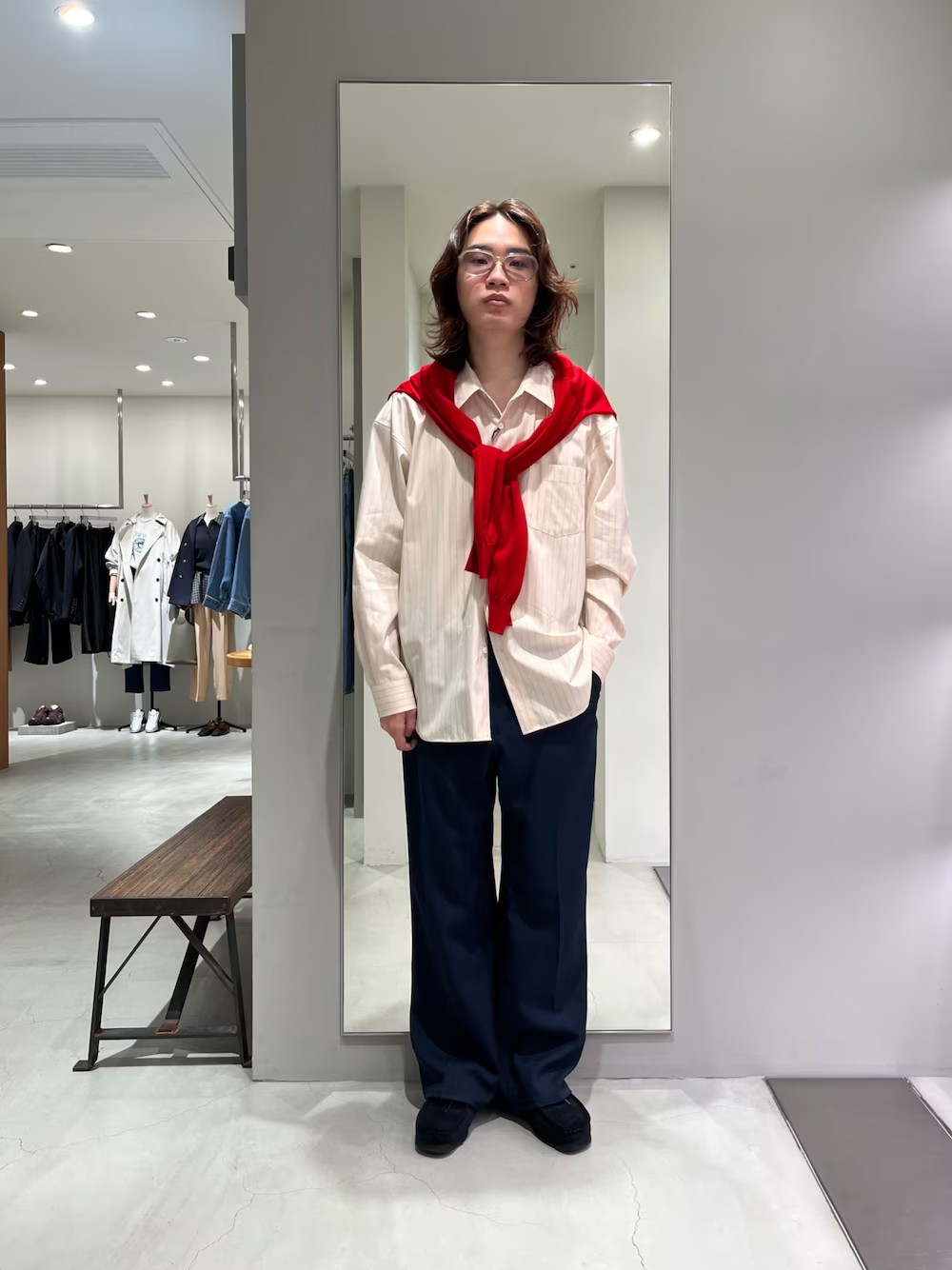 今年も王道にかっこいいトーマスメイソンシャツ入ってきております！！

ここ数年ではかなり珍しいカラーリングのストライプシャツ。
写真もいいんですが、実物がかなりかっこいい。

別注Wranglerと合わせてどうぞ！