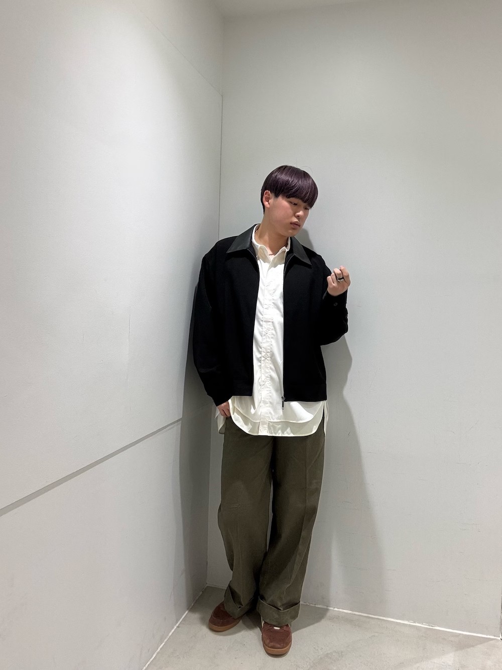 今回はグリーンを使った春コーデです！
お気に入りのポイントは、トップスのレイヤードになっているカラーのグラデーションです！