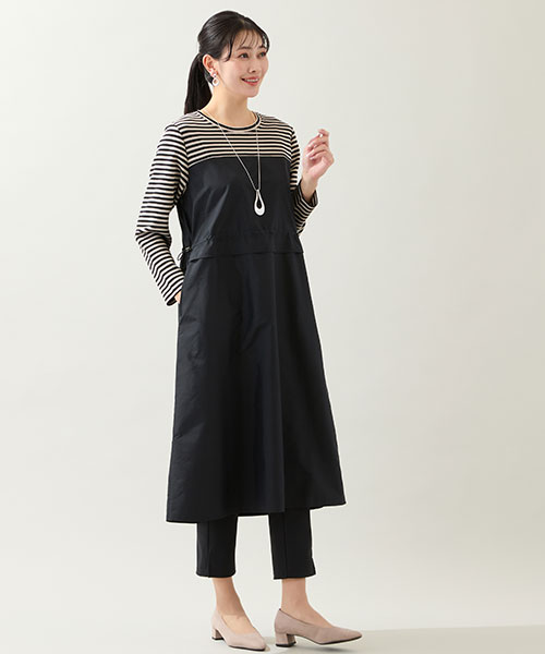 【大きいサイズ】異素材使いのワンピースならおしゃれも体型カバーも叶います。素足が気になる方はレギンスパンツと合わせるのがおすすめ！