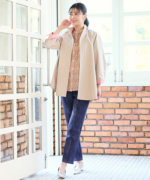 【大きいサイズ】裏面がピンクになったスプリングアウターでパンツコーデに甘さをプラス！