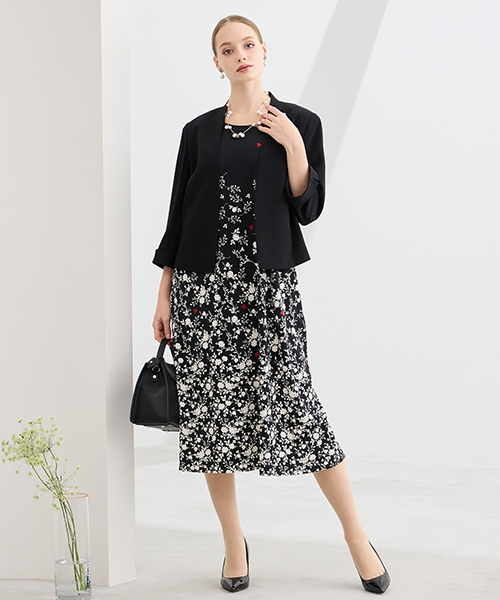 【M～4Lサイズ】　ラージサイズのお洒落服。Lサイズに特化したブランドがおつくりする上質素材を使用したエレガンススタイル。身体に合った服を着ることできちんと感もアップ。自信をもって出かけられる私サイズのお洒落を楽しんで。