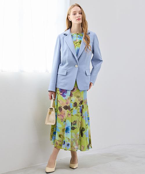 【M～4Lサイズ】　ラージサイズのお洒落服。Lサイズに特化したブランドがおつくりする上質素材を使用したエレガンススタイル。身体に合った服を着ることできちんと感もアップ。自信をもって出かけられる私サイズのお洒落を楽しんで。