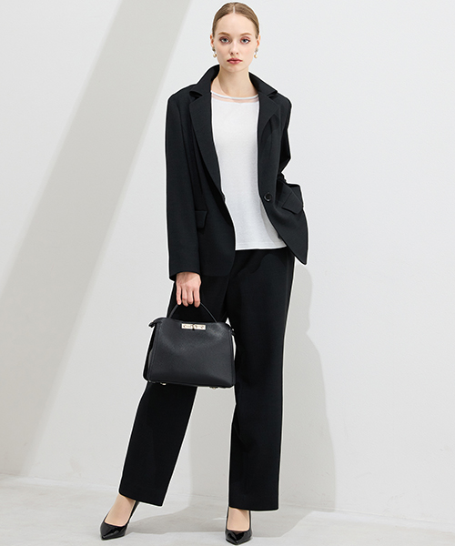 【M～4Lサイズ】　ラージサイズのお洒落服。Lサイズに特化したブランドがおつくりする上質素材を使用したエレガンススタイル。身体に合った服を着ることできちんと感もアップ。自信をもって出かけられる私サイズのお洒落を楽しんで。大人のこなれ感あるカジュアルライン「スプラウト」も併せてご覧ください。