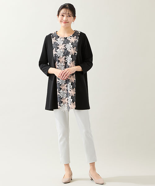 【大きいサイズ】3色使いのレースを使ったチュニックなら一枚で着映えが叶います