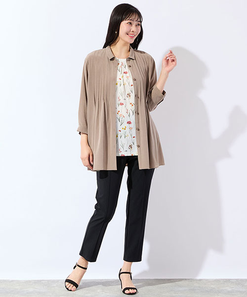 【大きいサイズ】毎年人気の涼感シャツは春夏のお出かけにピッタリ！ボタニカル柄のカットソーを合わせて甘さを添えました