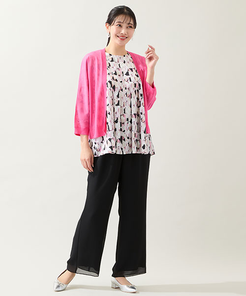 【大きいサイズ】心ときめくピンクを使った大人のエレガンスコーデ