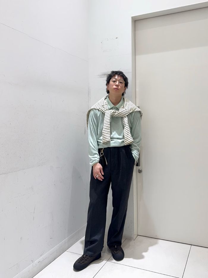 綺麗なカラーのポロ！