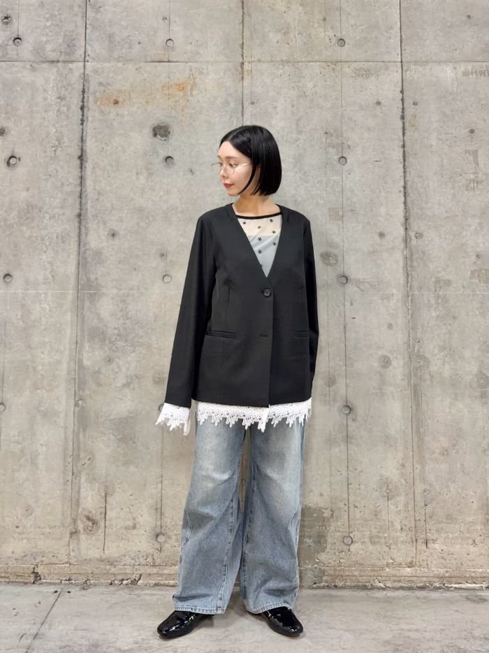 モチーフ柄が印象的なシアーのトップス。
可愛くてリアルバイしました♩
チクチク感なく肌あたりも良く着心地〇
程よく首周りが空いてるのですっきり見えしてくれます。