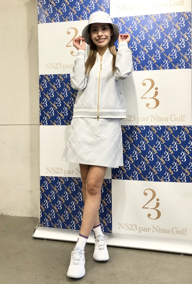 石畳がモチーフのオリジナルジャカードでトータルコーデ