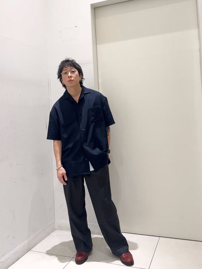 一足早い夏のシャツです！さらっとした着心地と上品さが◎