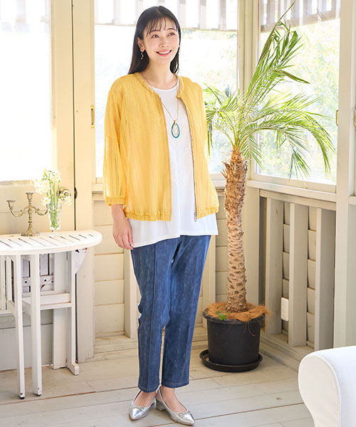 【大きいサイズ】気持ちまで明るくしてくれそうなイエローのレーシーブルゾンはデニムと相性抜群です