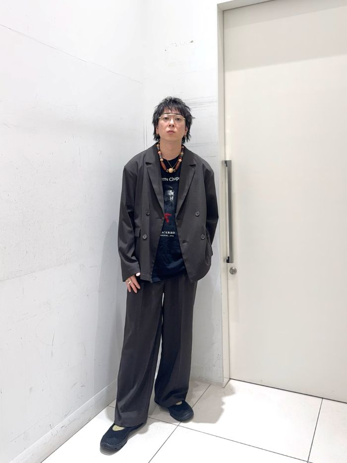 柔らかいセットです！
裏地無しなのでサラッとはおれて最高です！