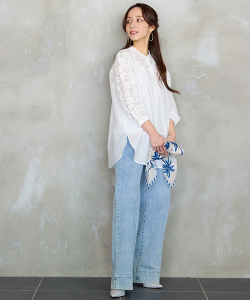 “Find Your Size” -探していたのは、こんな服- 小柄さんに似合う上品でバランスの良いSサイズ服、リリアンビューティエクラ。 Mサイズは一部店舗とオンラインショップにて販売。モデル身長：155㎝