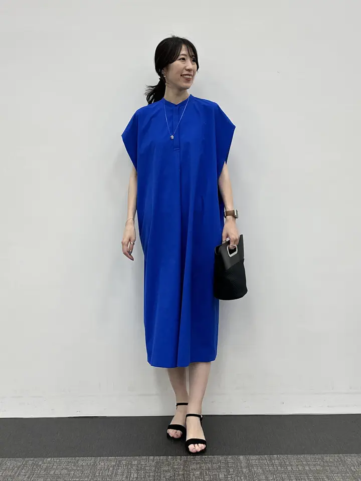 コーディネート身長 170cm

ふんわりとしたシルエットで
一枚で華やか見えが叶うワンピース♩

接触冷感・UVカット・ウォッシャブル
夏に嬉しい機能もバッチリ^_^

サラッとシワになりにくいので
ご旅行やお出かけにもおすすめのワンピースです◎


スタッフ着用サイズ
■ワンピース【4/Mサイズ相当】9号

※サンプルを着用しております