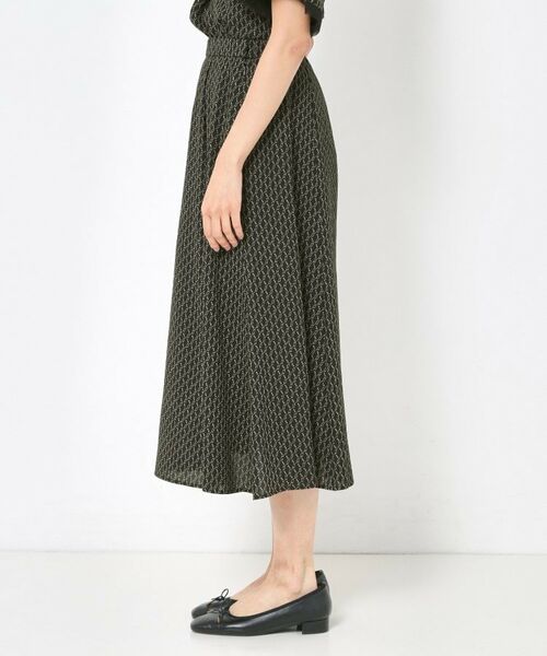 CORDIER / コルディア ロング・マキシ丈スカート | 【セットアップ／洗える】大人の着映え 幾何柄プリントフレアスカート | 詳細2