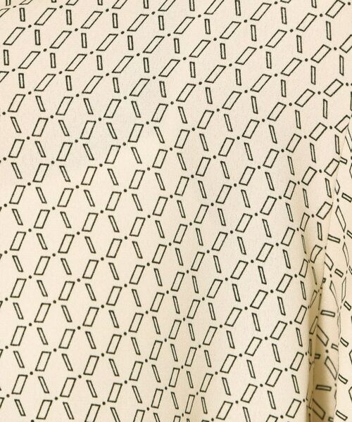 CORDIER / コルディア シャツ・ブラウス | 【セットアップ／洗える】大人の着映え 幾何柄チュールデザインブラウス | 詳細15