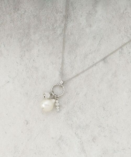 COUP DE CHANCE / クードシャンス ネックレス・ペンダント・チョーカー | パール調ガラストリオネックレス | 詳細1