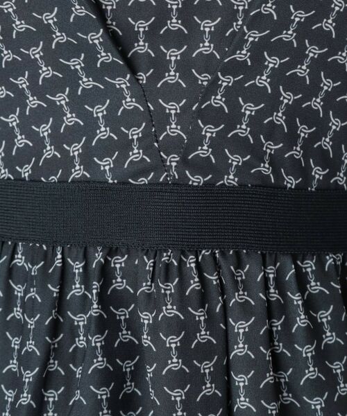 COUP DE CHANCE / クードシャンス ミニ丈・ひざ丈ワンピース | 【洗える】チェーン風プリント柄ワンピース | 詳細7