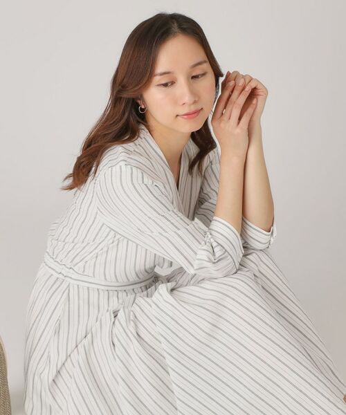 COUP DE CHANCE / クードシャンス ロング・マキシ丈ワンピース | 【洗える】ストライプ柄 カシュクールワンピース | 詳細1